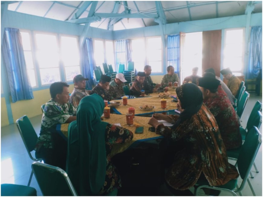 Bati Tuud Koramil Bumijawa Hadiri Rapat Kerja Persiapan HUT RI Tahun 2023 Tingkat Kecamatan