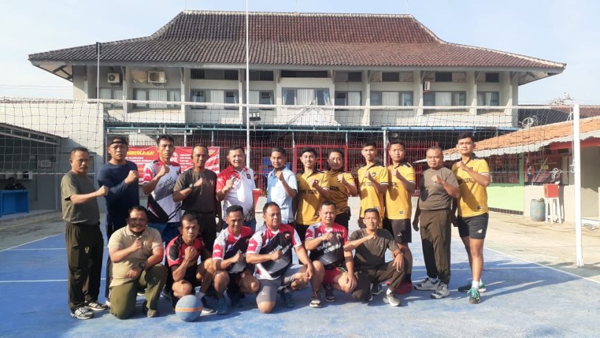 Pertandingan Voli Persahabatan  Sinergitas Antara Lapas Kota Tegal Dengan Kodim 0712 Tegal