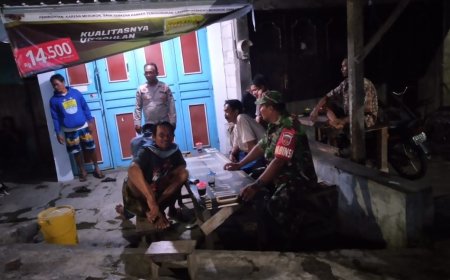 Jaga Kodusifitas Kamtibmas, Babinsa Kedungbanteng Plaksanakan Patroli Sinergitas