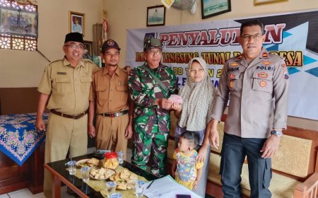 Babinsa Koramil Jatinegara Dampingi Penyaluran BLT Dana Desa