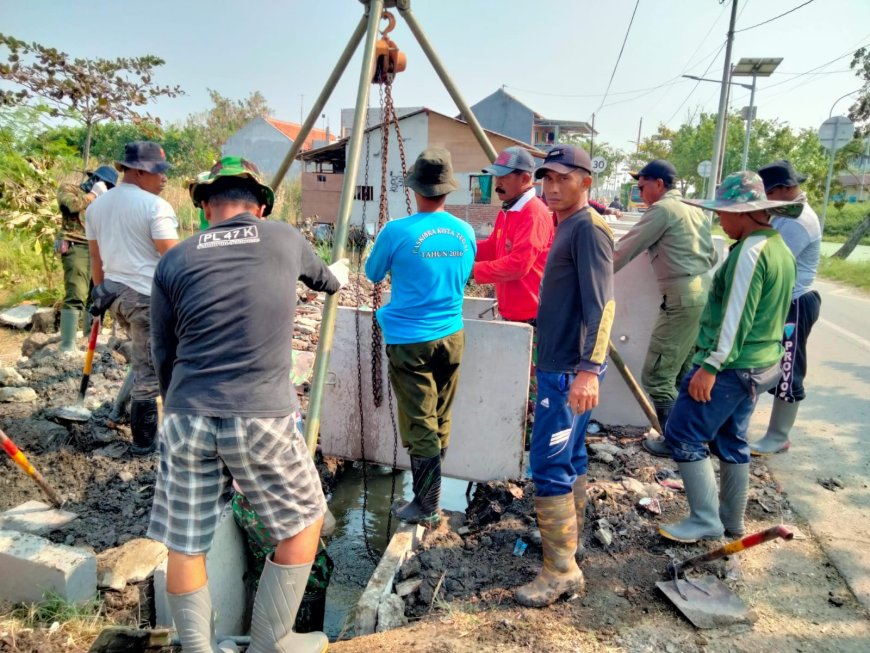 Satgas TMMD Kodim 0712 Tegal Telah Pasang U-Ditch