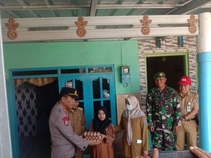 Babinsa Warureja Dampingi Pendistribusian Bantuan Telor Ayam Bagi Penderita Stunting