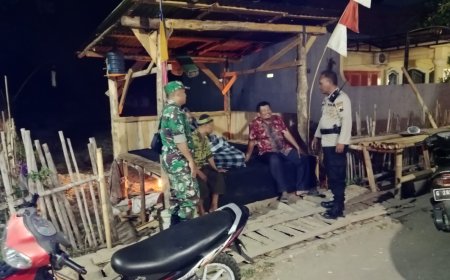 Sambangi Poskamling, Babinsa Kodim 0712 Tegal Jalin Silaturahmi Dengan Warga
