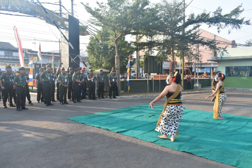 Dandim 0712 Tegal Sambut Baik Siswa Seskoad Saat Berkunjung Ke Kodim 0712 Tegal