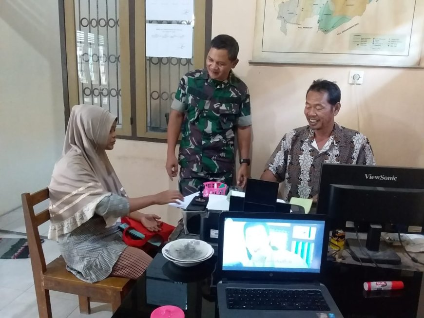 Babinsa Tarub Lakukan Komsos Dengan Perangkat Desa Kalijambe