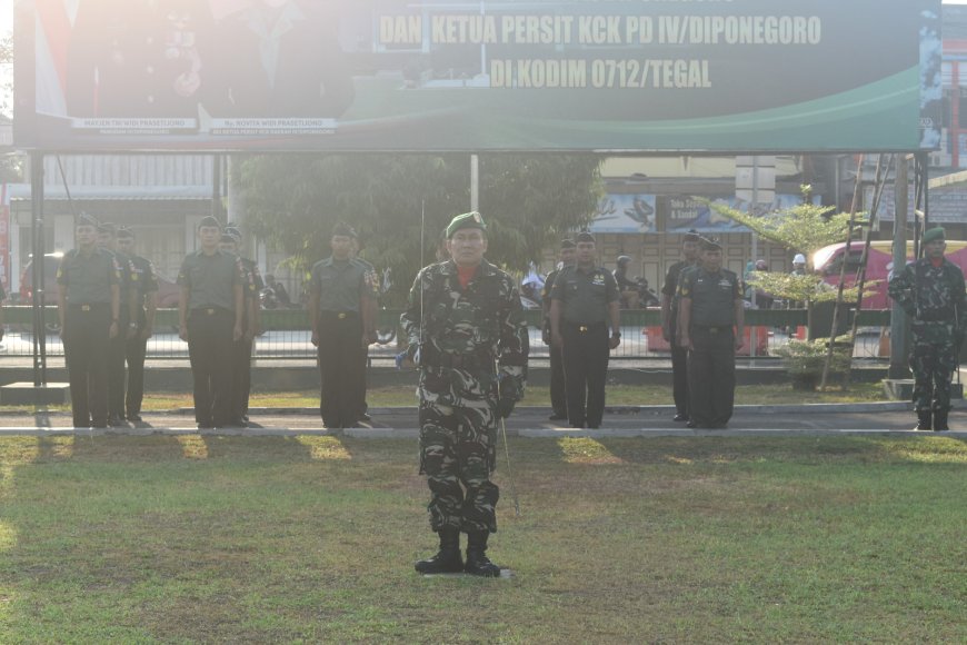 Bacakan Amanat Panglima Kodam IV Diponegoro, Dandim Tegal Pimpin Upacara Bendera Hari Senin