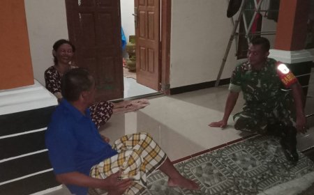 Pastikan Keamanan Warga, Babinsa Koramil Suradadi Laksanakan Patroli Di Malam Hari
