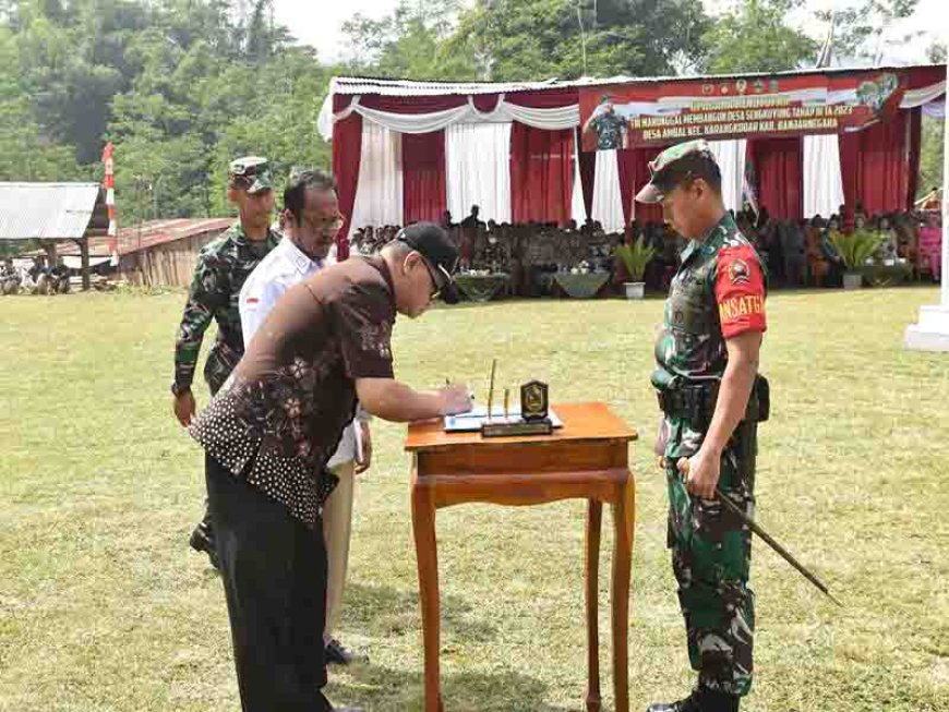 Dandim Resmi  Tutup TMMD Sengkuyung Tahap III Tahun Anggaran 2023
