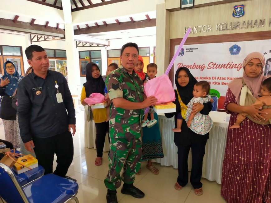 Tekan Stunting, Babinsa Tegal Barat Hadiri Rembug Stunting