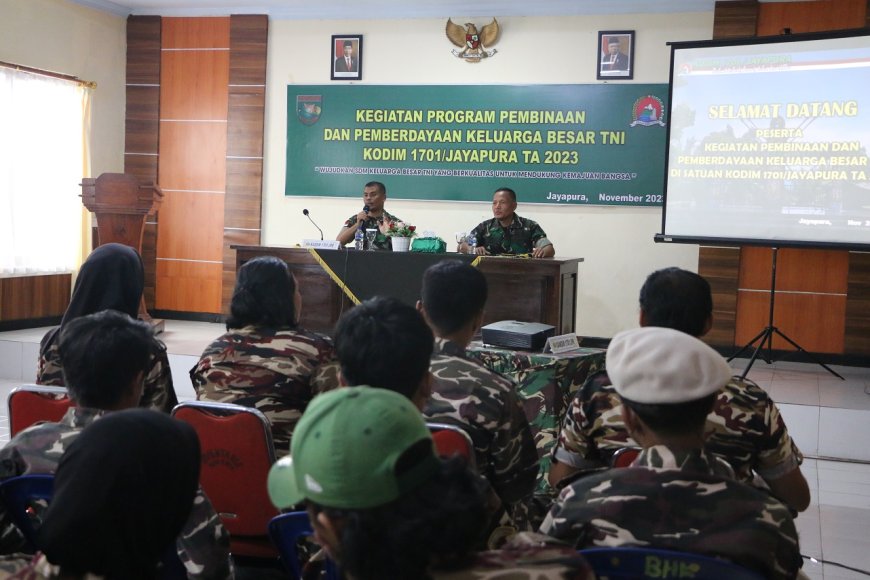 Kasdim Jayapura Tekankan Jangan Golput Dalam Kegiatan Pemberdayaan Keluarga Besar TNI