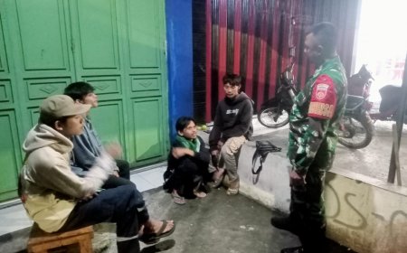 Dengan Penuh Humanis Babinsa Koramil Bumijawa Kodim Tegal Melaksanakan Komsos