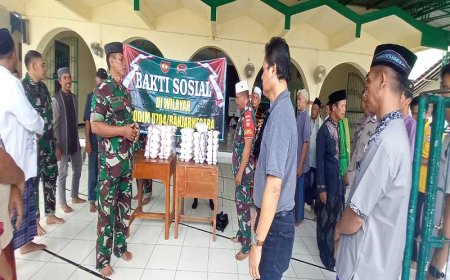 Sinergitas TNI-Masyarakat Kegiatan Bakti Sosial di Purwareja Klampok