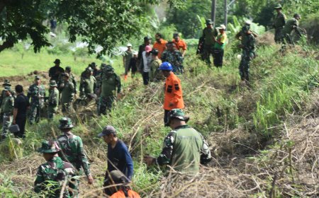 TNI-Polri Kabupaten Tegal Jaga Keberlanjutan Lingkungan Dengan Menanam Pohon