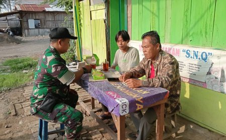 Babinsa Kodim 0712 Tegal Korem 071 Wijayakusuma Sambangi Warga Perumahan
