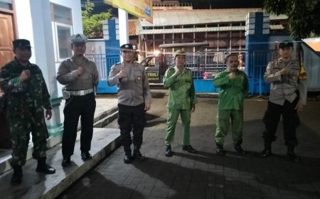 Jaga Kamtibmas Menjelang Pemilu 2024, TNI, Polri, dan Perangkat Kelurahan Melaksanakan Patroli