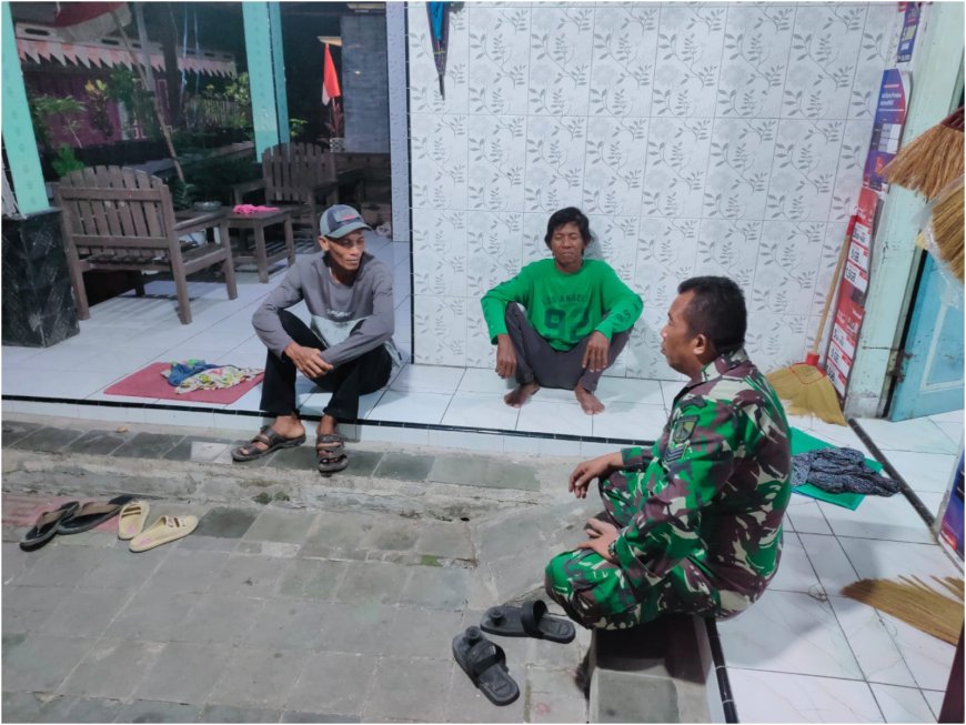 Jalin Silahturahmi Dengan Mitra Karib, Babinsa Lebaksiu Kodim 0712 Tegal Korem 071 Wijayakusuma Lakukan Komsos