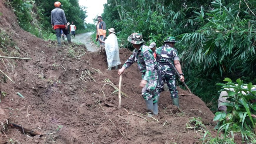 Kapten Inf Basuki Apresiasi Kolaborasi Pembersihan Material Longsor