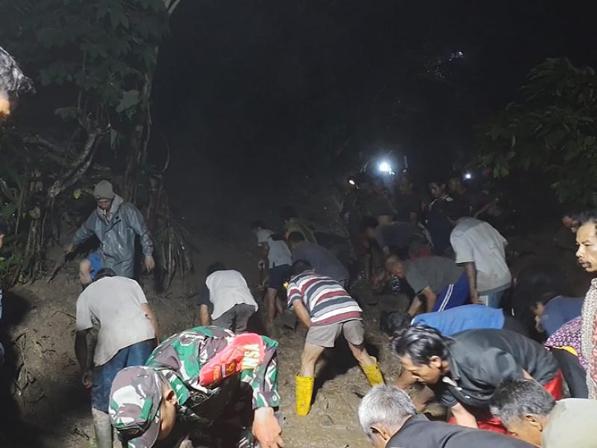 Tanjakan Sikelir Telah Dibuka Kembali Setelah Pembersihan Longsor di Banjarnegara