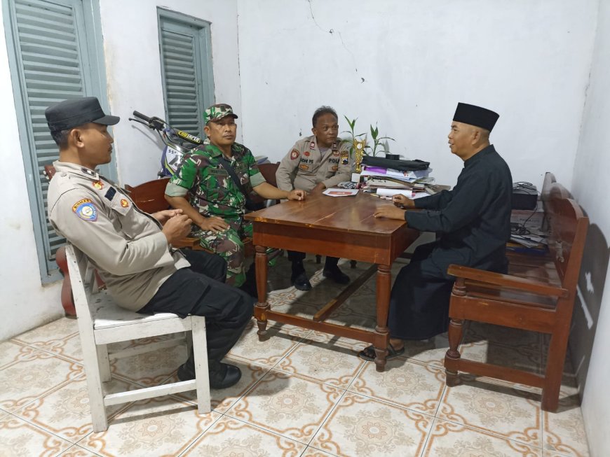 Babinsa Kodim 0712 Tegal Korem 071 Wijayakusuma Sambangi Rumah Perangkat Desa