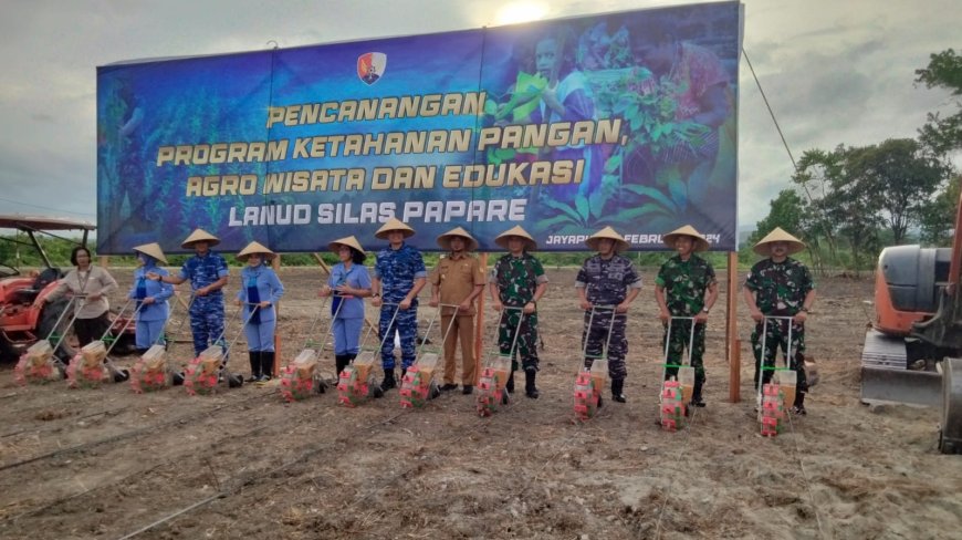 Danramil Sentani Dukung Program Ketahanan Pangan Agro Wisata dan Edukasi Lanud Silas Papare