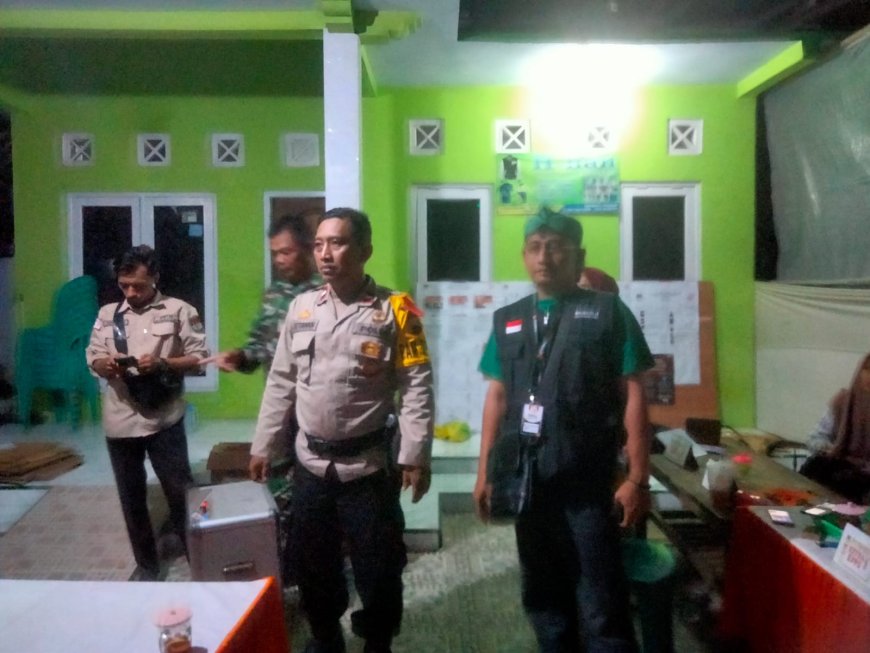 Guna Kelancaran Pemilu, Babinsa Suradadi Cek Kesiapan TPS