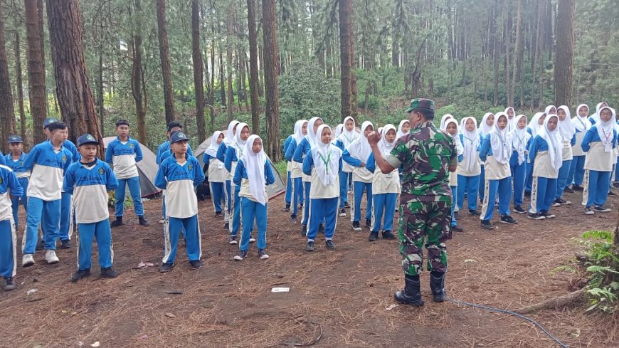 Danramil Bumijawa Berikan Latihan Dasar Kepemimpinan Kepada Siswa MTs Aswaja