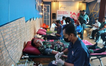Anggota Kodim 0712 Tegal Donor Darah Dalam Rangka HUT Bank BPD Jateng