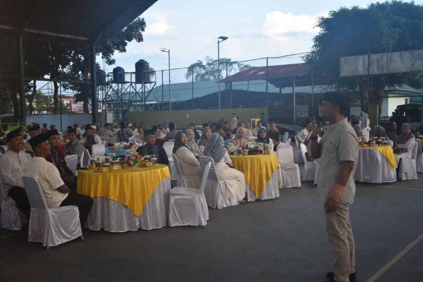 Dandim Tegal Berikan Santunan Kepada Anak Yatim Piatu Dan Tukang Becak