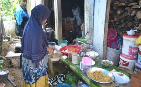 Ibu Muslihin Pengabdian Tulus di Balik Pembangunan RTLH TMMD Reguler ke-120