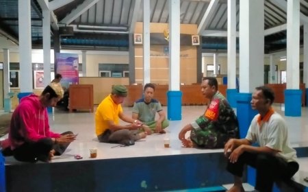 Babinsa Kodim Tegal Monitoring Wilayah Guna Mencari Informasi Bersama Dengan Mitra Karib