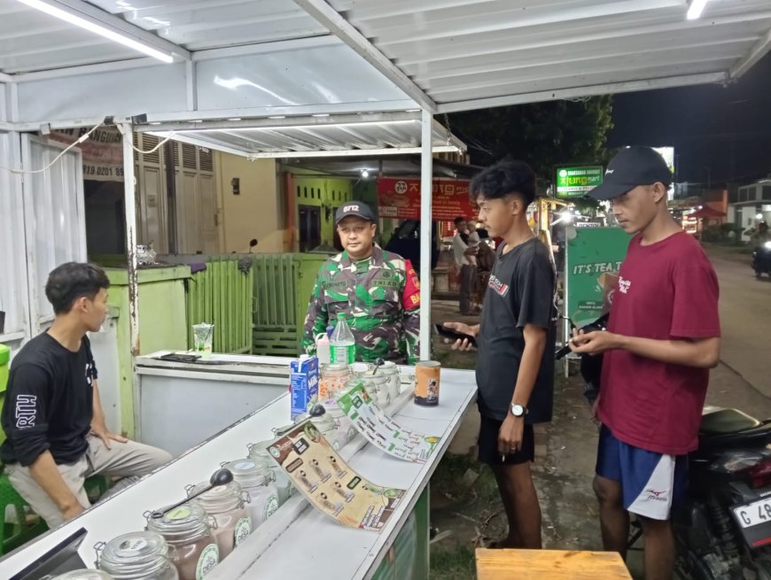 Jaga Kondusifitas Wilayah Binaan, Babinsa Koramil 06/Kramat melaksanakan Patroli