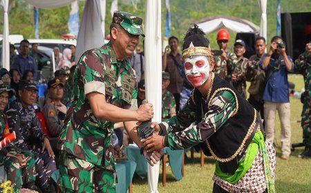 TMMD Reguler ke-120 Resmi Ditutup Penyerahan Pusaka Meriahkan Acara
