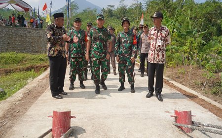 Penutupan TMMD Reguler ke-120 di Banjarnegara Kades Sijenggung Dampingi Irdam IV/Diponegoro