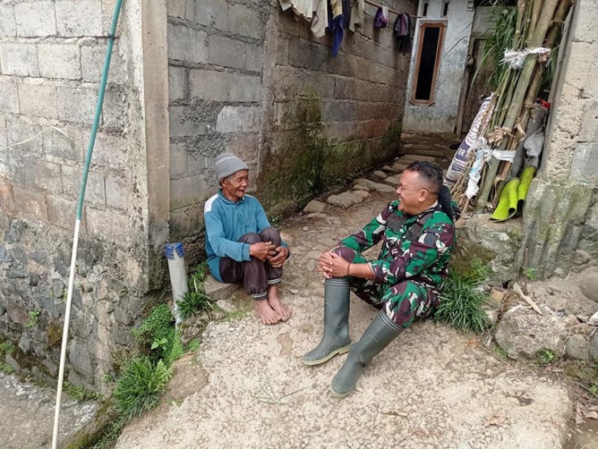 Komunikasi Sosial TNI dengan Tokoh Adat Sijenggung