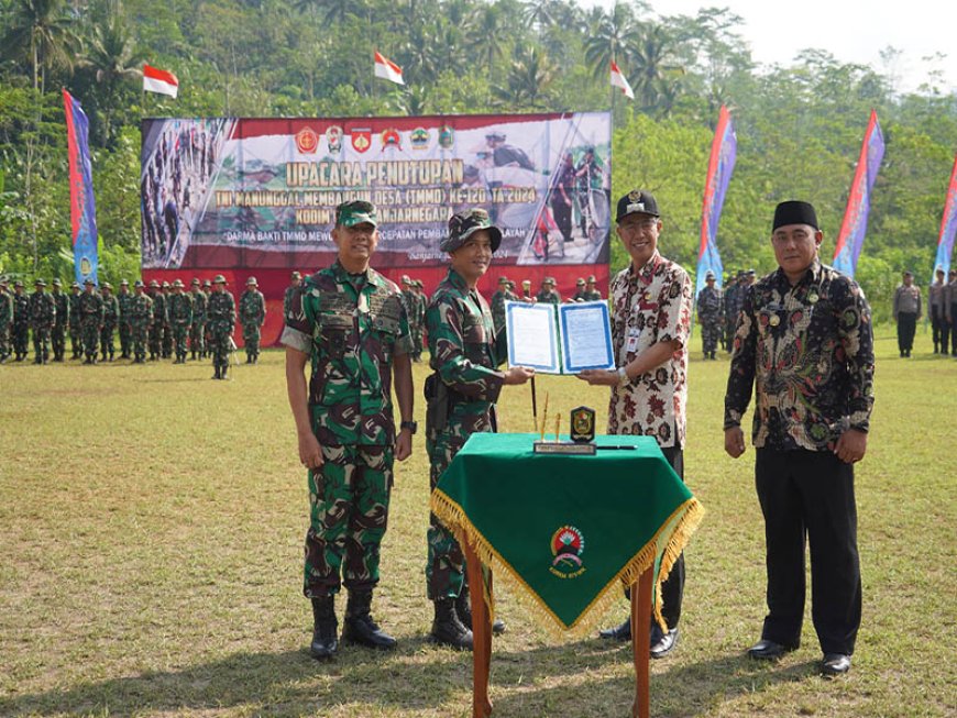 Penandatanganan Naskah TMMD oleh Dandim 0704 Banjarnegara dan Pj Bupati Banjarnegara