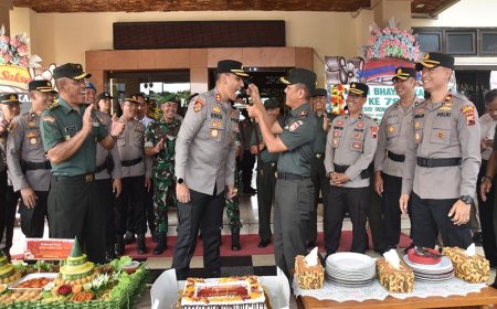 Dandim Banjarnegara Berikan Ucapan Selamat HUT Bhayangkara ke-78
