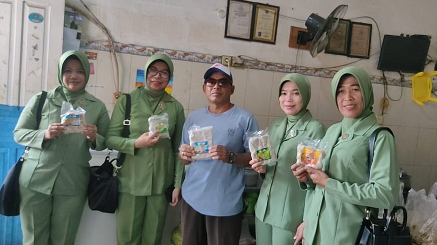 Ketua Persit KCK Cabang XXII Dim 0712 Tegal Kunjungi Pusat Pelatihan Mandiri Perikanan