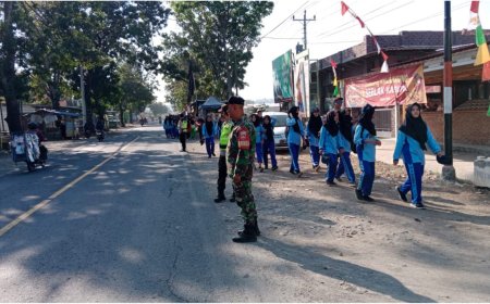 Danramil Lebaksiu Ikuti Jalan Sehat HUT RI Ke – 79 Tahun 2024 Tingkat Kecamatan Lebaksiu