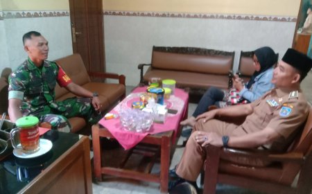Jalin Keakraban, Babinsa Slawi Kunjungi Kepala Desa Dukuhsalam