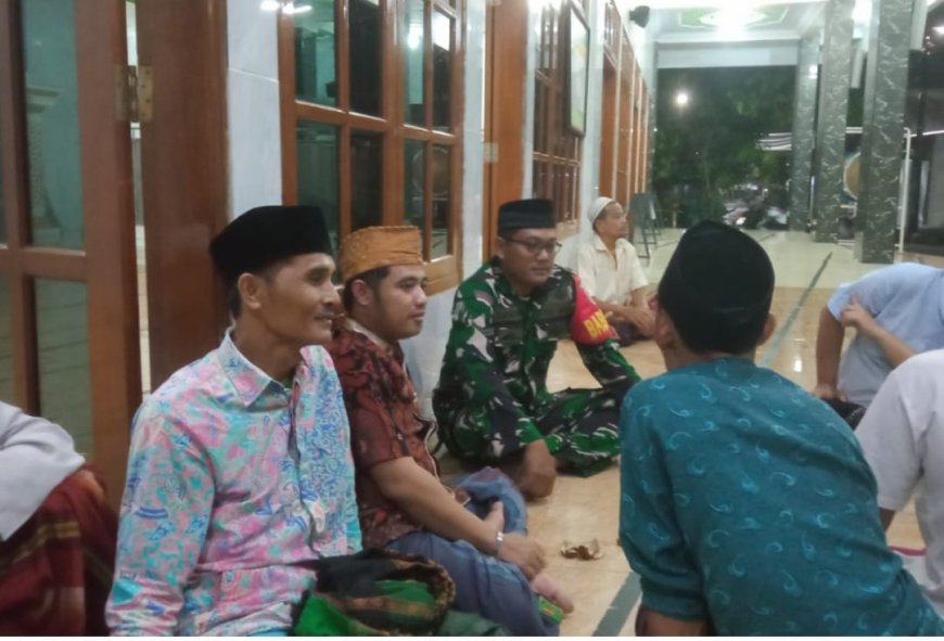 Demi Menjalin Hubungan Baik, Babinsa Kodim Tegal melaksanakan Komsos Dengan Warga Binaan