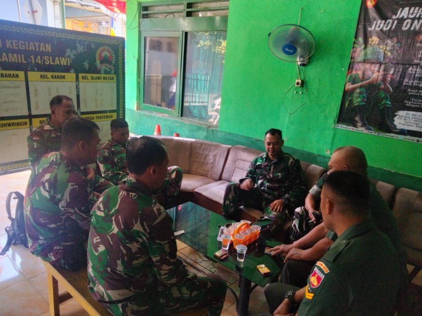Evaluasi Kinerja, Danramil Berikan Jam Komandan Kepada Anggota