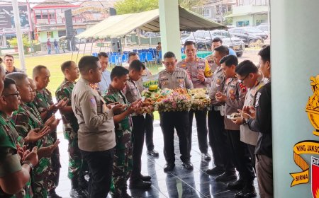 Kodim Tegal Terima Surprise HUT TNI Ke-79 Oleh Polres Tegal Kota