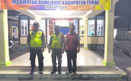 Babinsa Koramil Bumijawa Laksanakan Piket Kesiapsiagaan Bersama Forkopincam