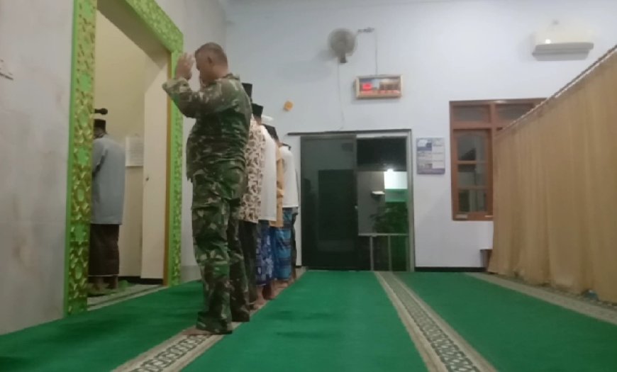 Babinsa Koramil Pangkah Sholat Subuh Berjamaah Bersama Warga Binaan