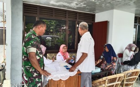 Babinsa Koramil Tegal Selatan Damping Posyandu Balita