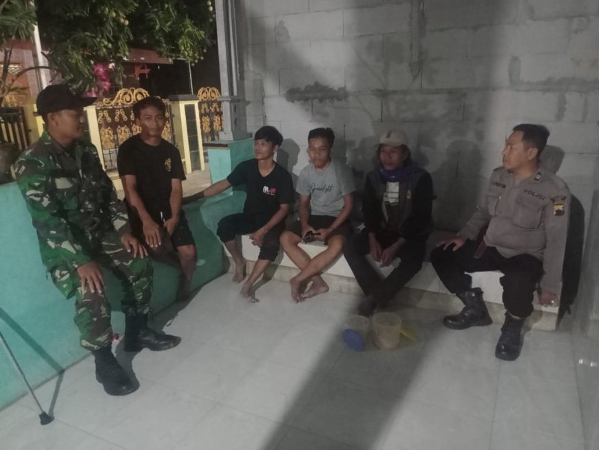 Babinsa Dan Babinkamtibmas Sambangi Pemuda Jatimulya