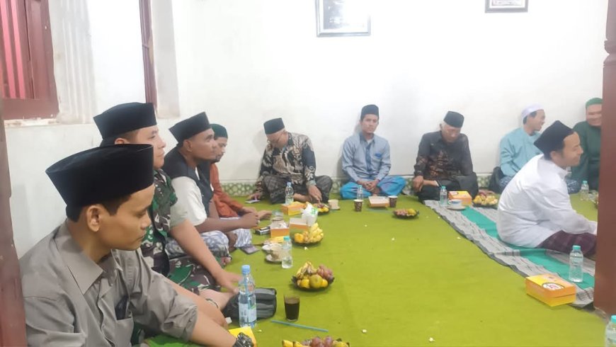 Jaga Silaturahmi, Babinsa Kelurahan Tunon Melaksanakan Komsos