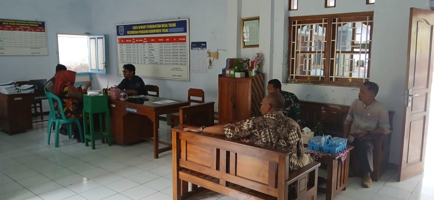 Babinsa Koramil Pangkah Bersama Perangkat Desa Tingkatkan Sinergitas