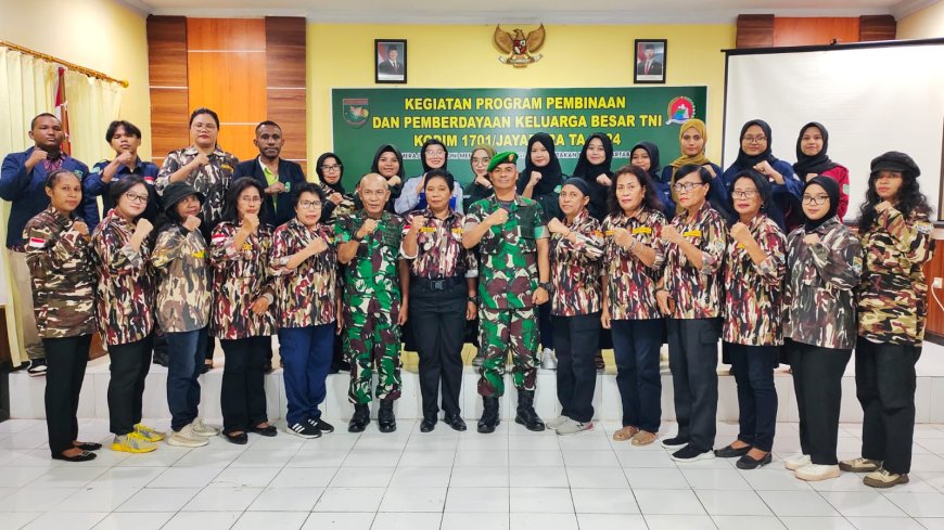 Ciptakan NKRI Bermartabat, Kepala Staf Kodim Jayapura Pimpin Pembinaan dan Pemberdaayaan Keluarga Besar TNI KBT
