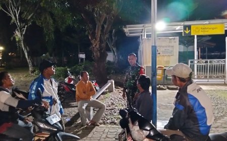 Patroli Malam, Serda Khaerul Ajak Warga Jaga Keamanan Lingkungan